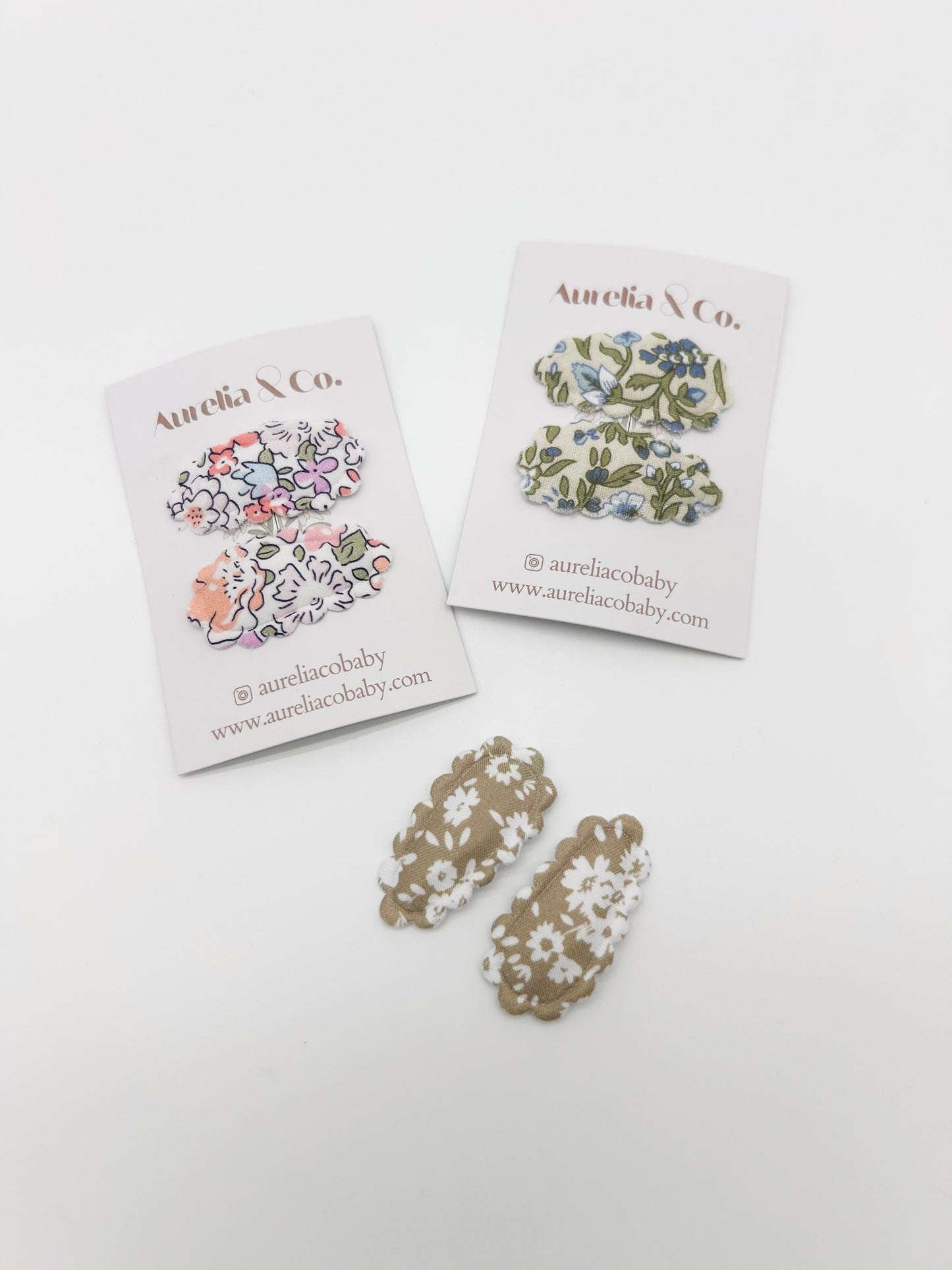 Mini Scalloped Floral Barrettes