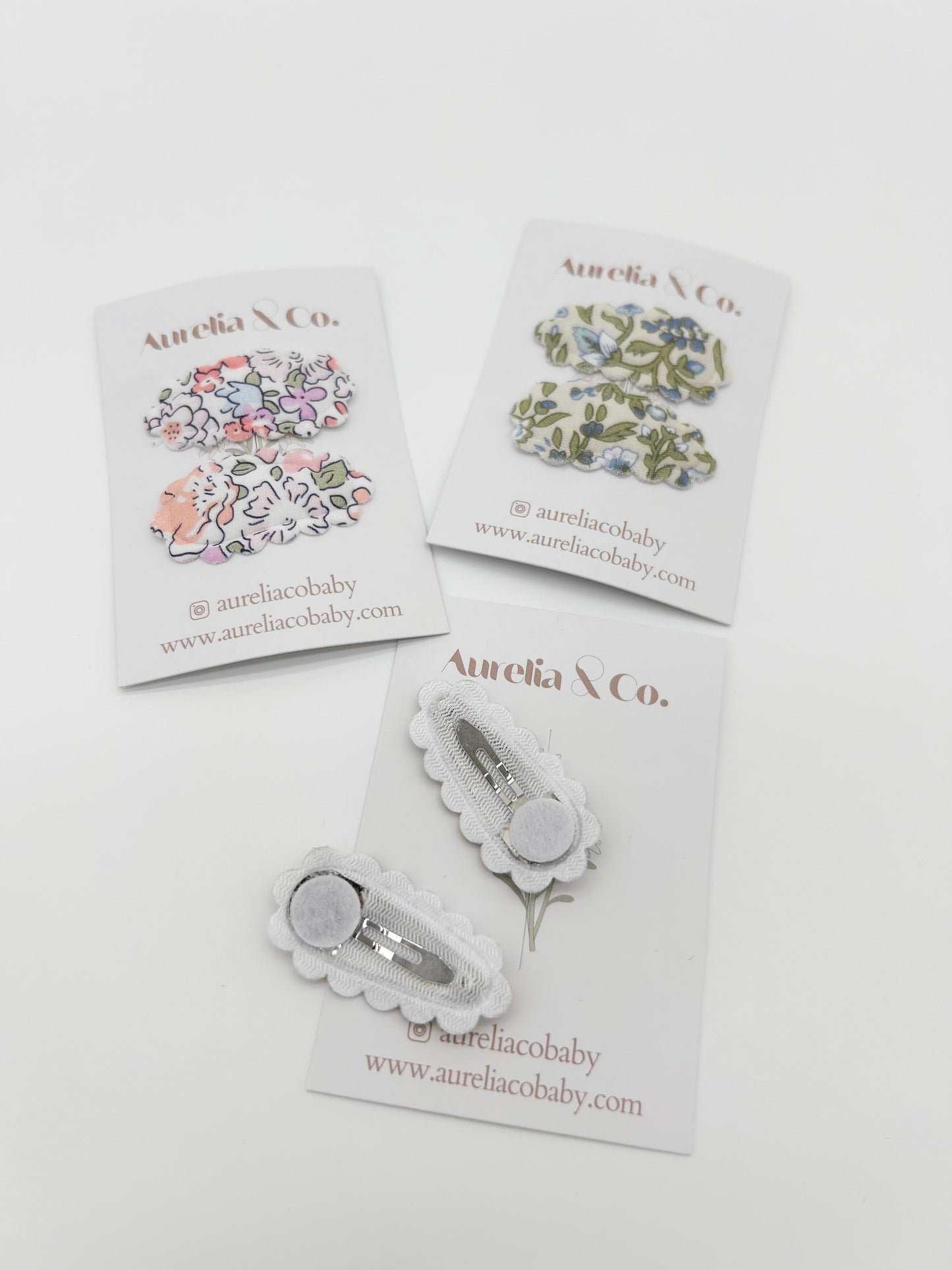 Mini Scalloped Floral Barrettes