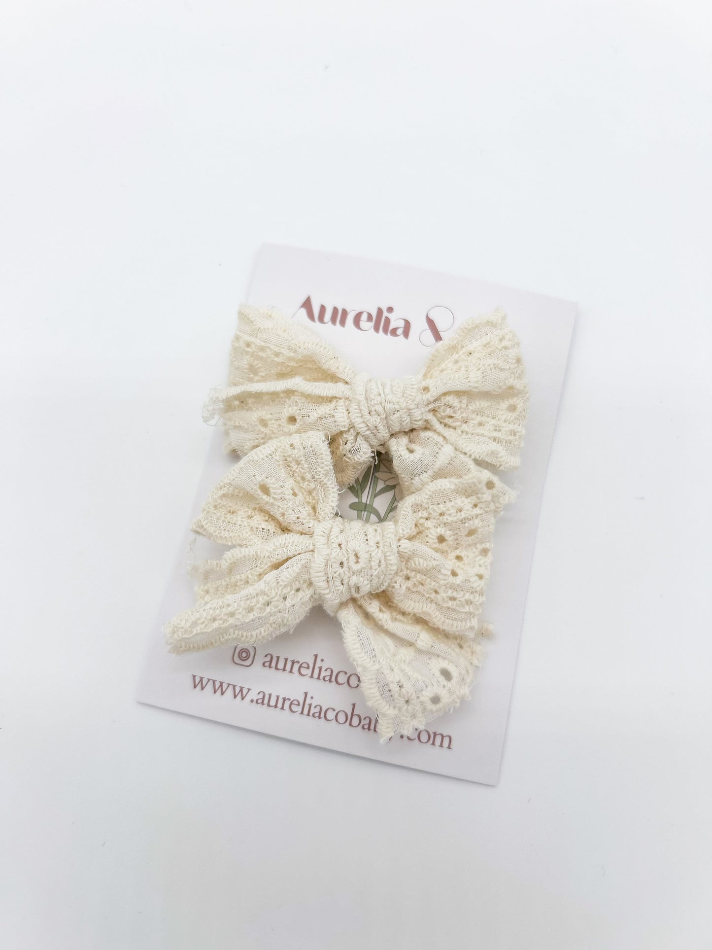 Vintage Lace Bows