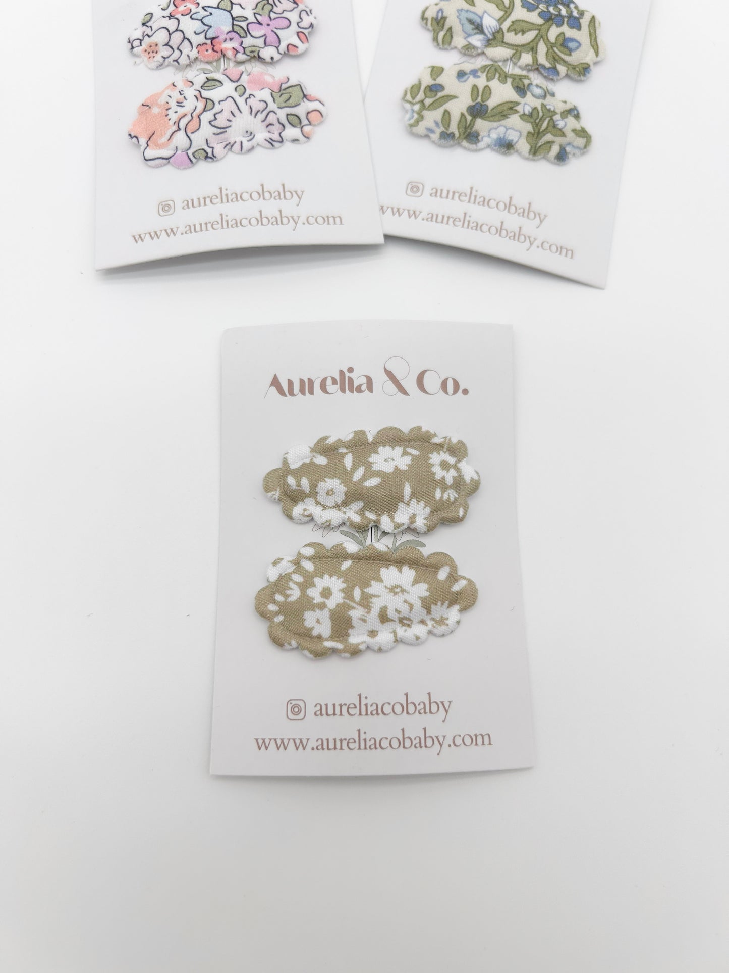 Mini Scalloped Floral Barrettes
