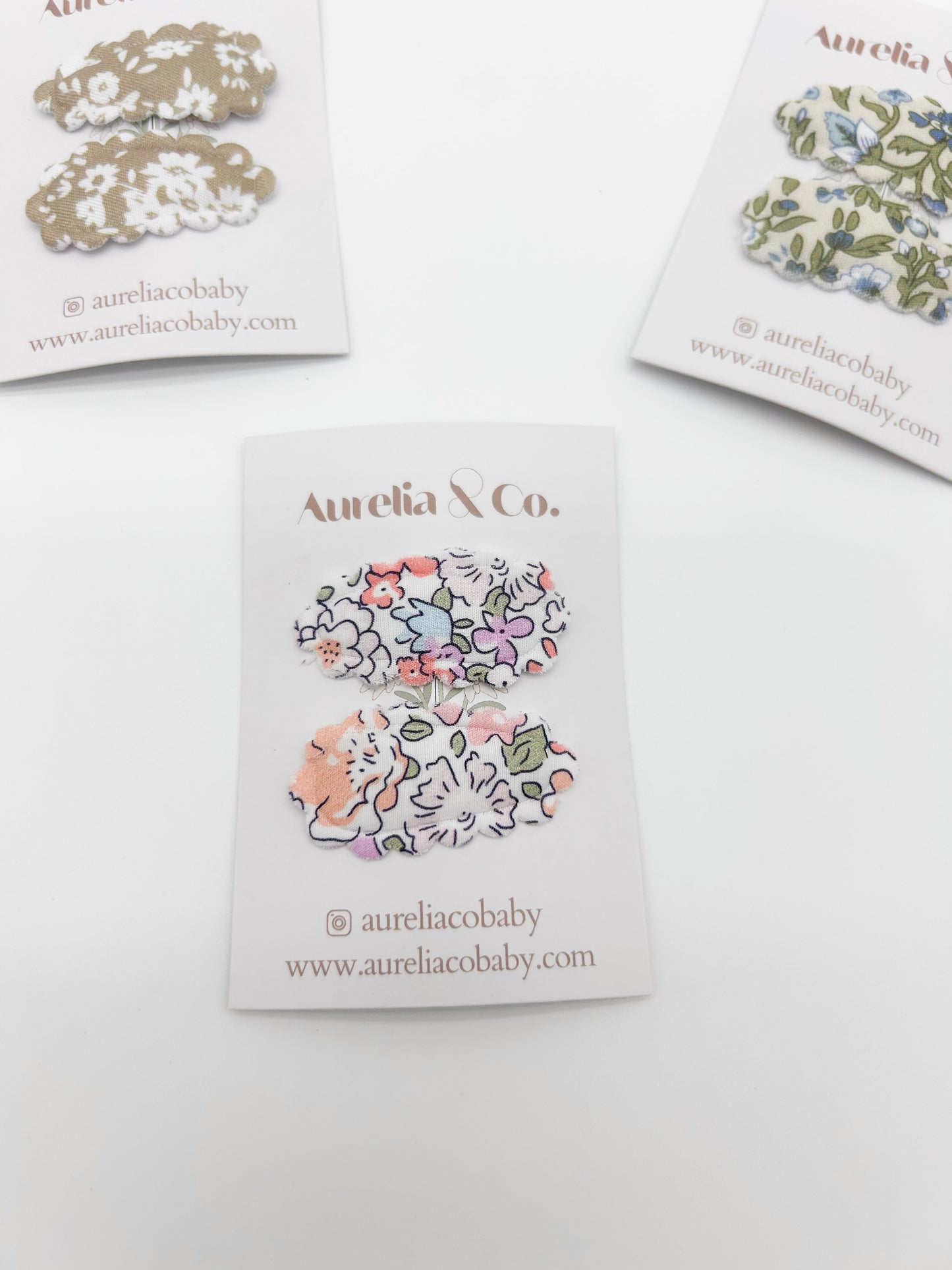 Mini Scalloped Floral Barrettes
