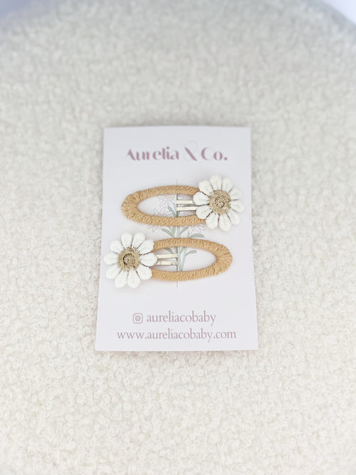 Daisy Peekaboo Barrette