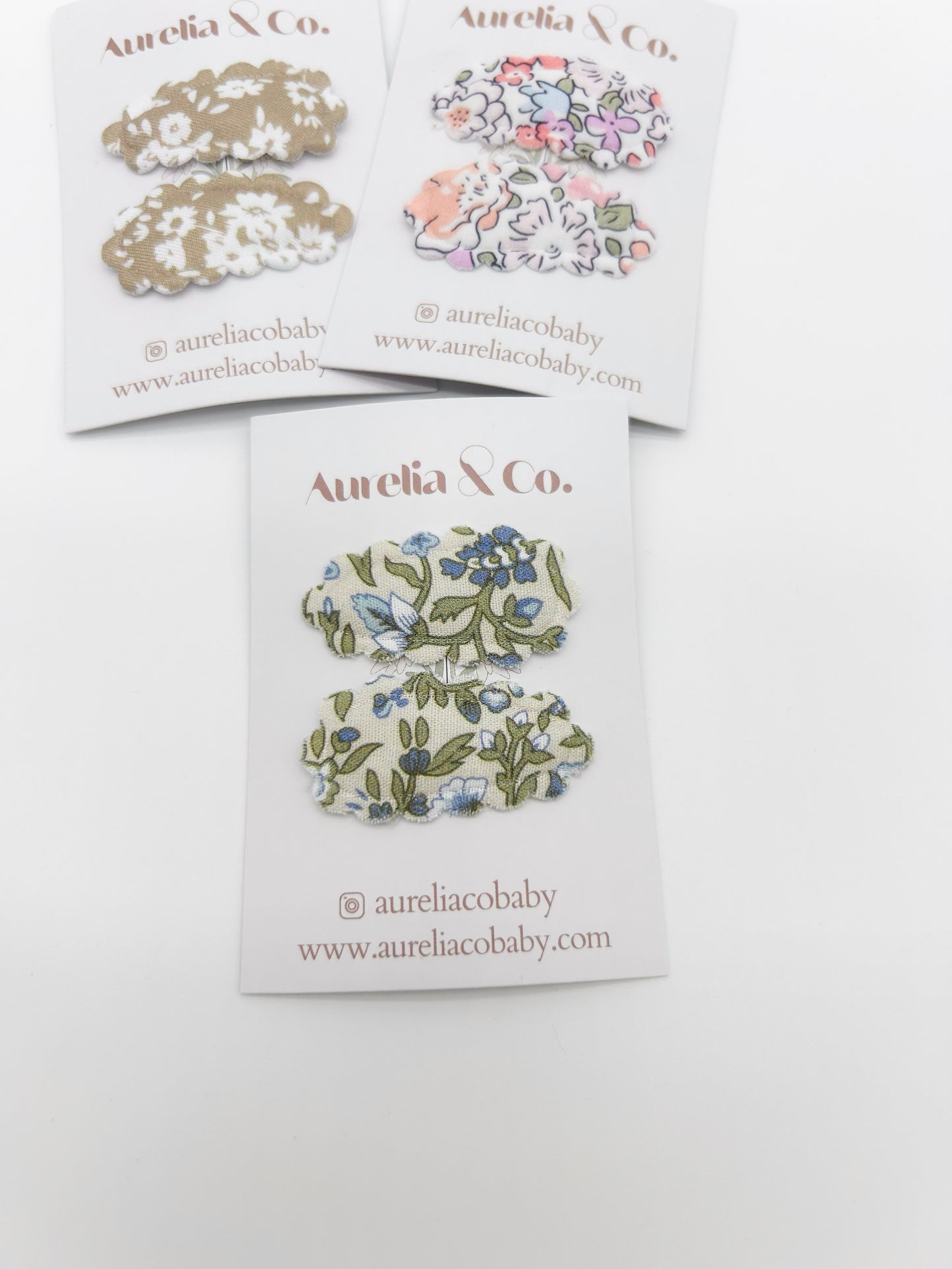 Mini Scalloped Floral Barrettes