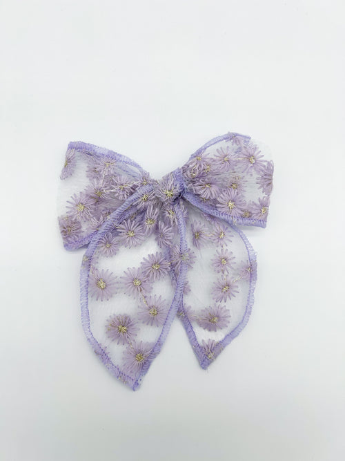 Daisy Veil Bow Collection