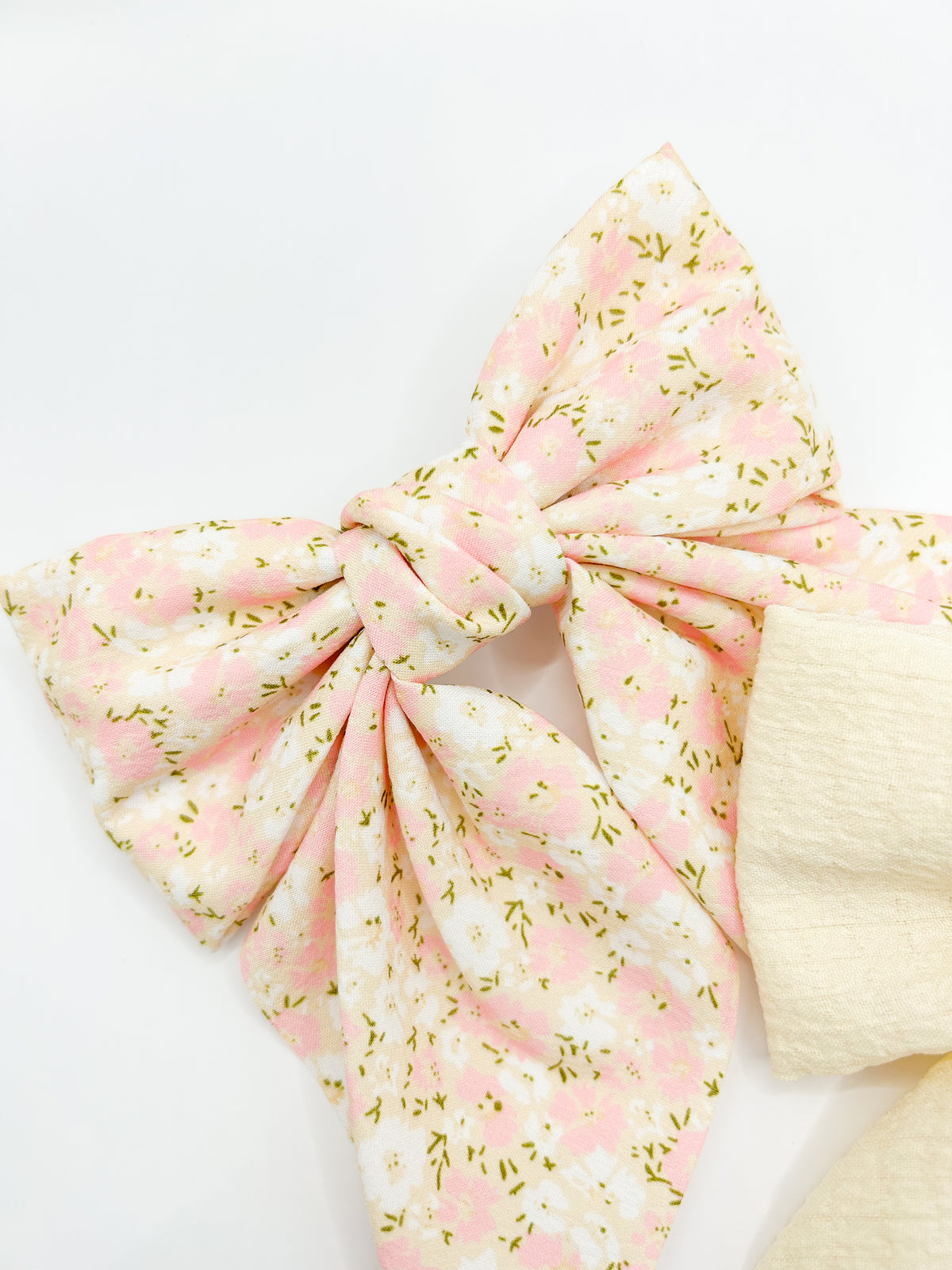 Large Ponytail Bow