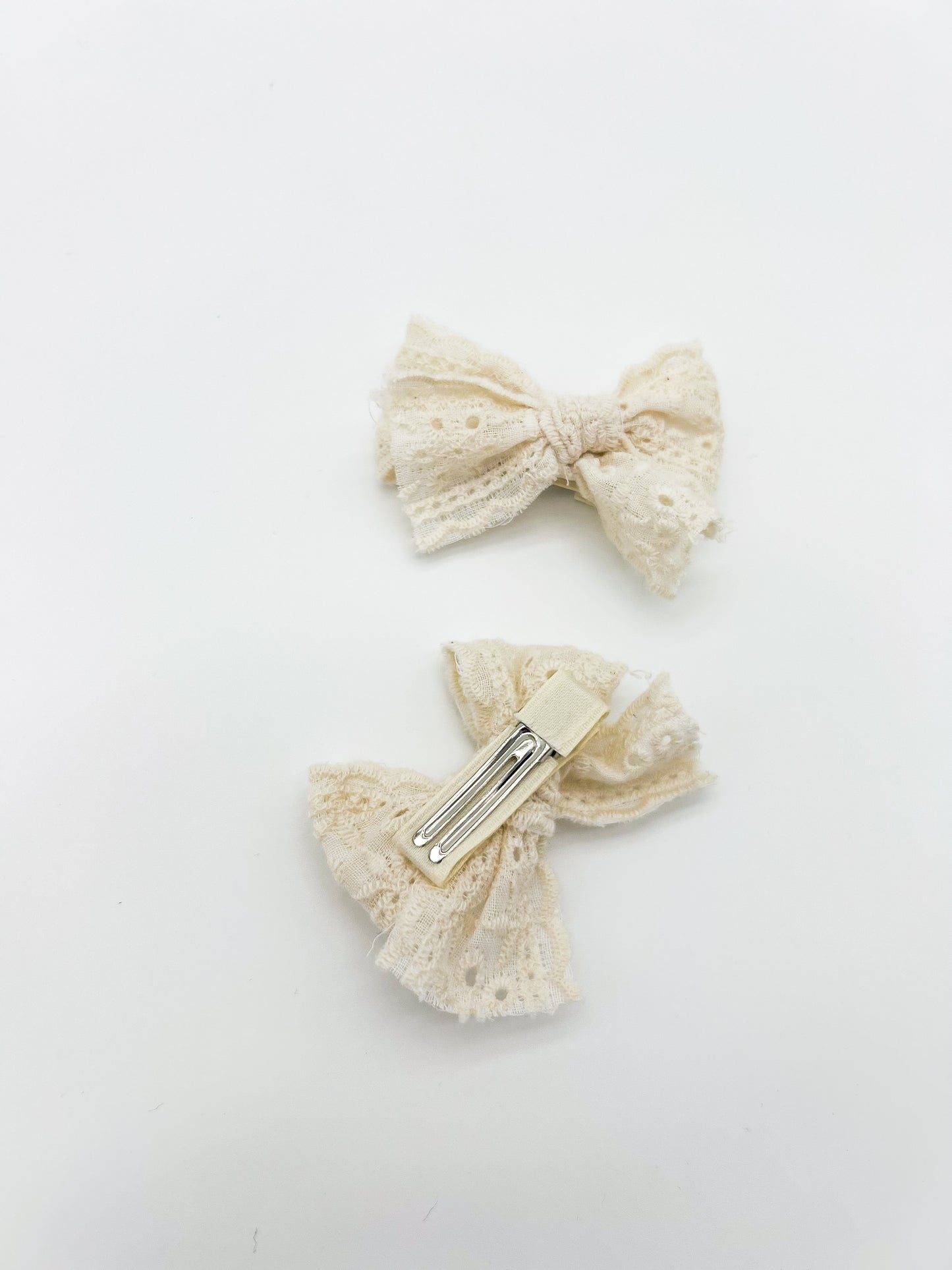Vintage Lace Bows