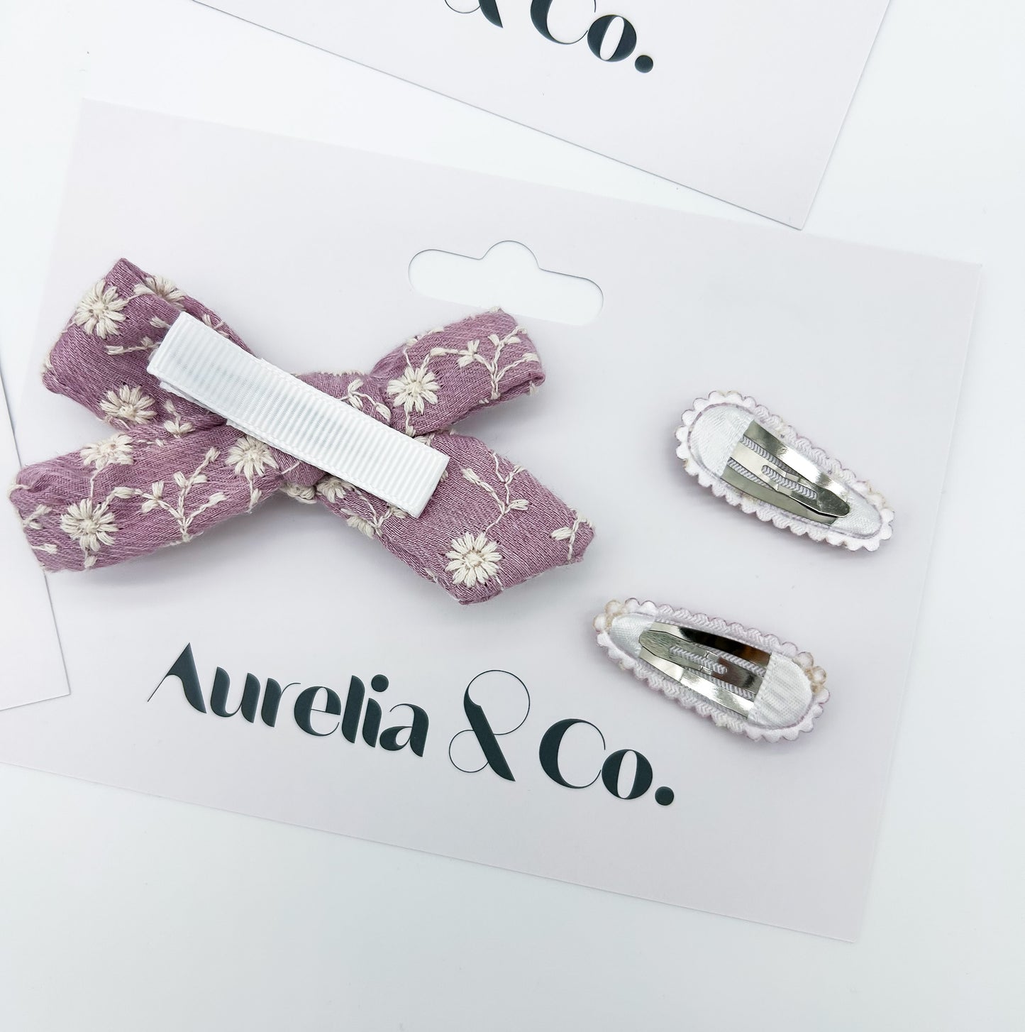 Embroidered Bow & Mini Clip Set