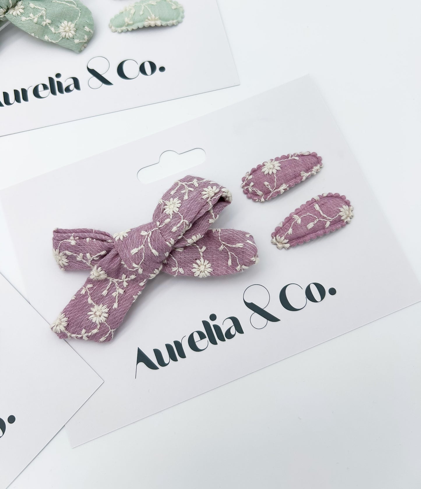 Embroidered Bow & Mini Clip Set